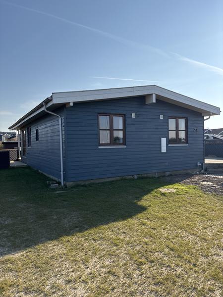 Maling og oliering af sommerhus i Gjellerodde