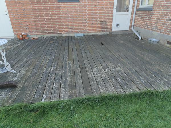 Etablering af flisesti og fliseterrasse