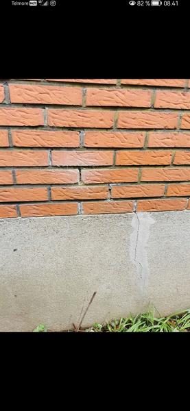Udbedring af sætningsskader på hus