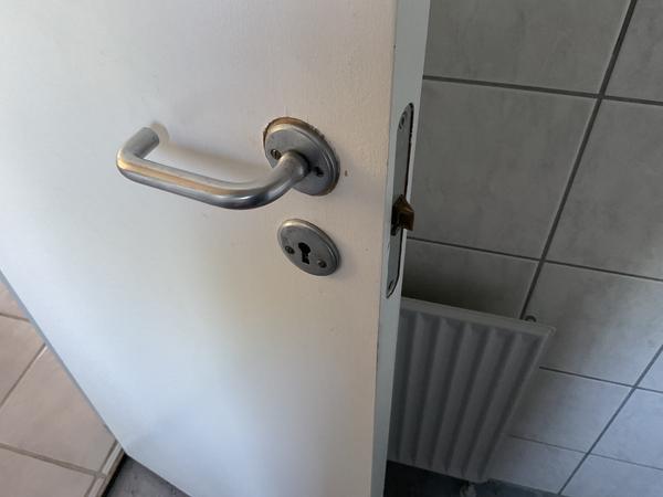 Udskiftning af tag på carport, bordplade m.m