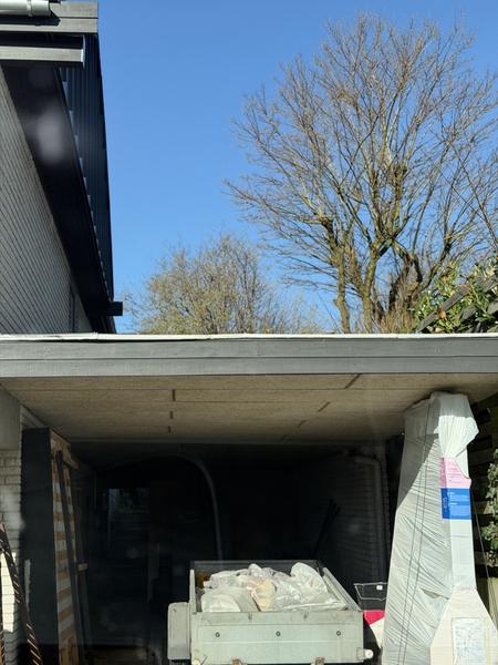 Nedrivning af carport og udgravning