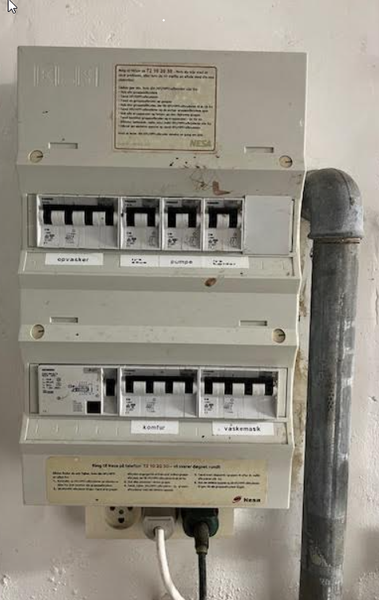 Opsætning af ladestander og udvidelse af eltavle