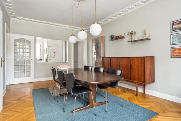 Nyt køkken med gulvvarme, nedrivning af væg m.m