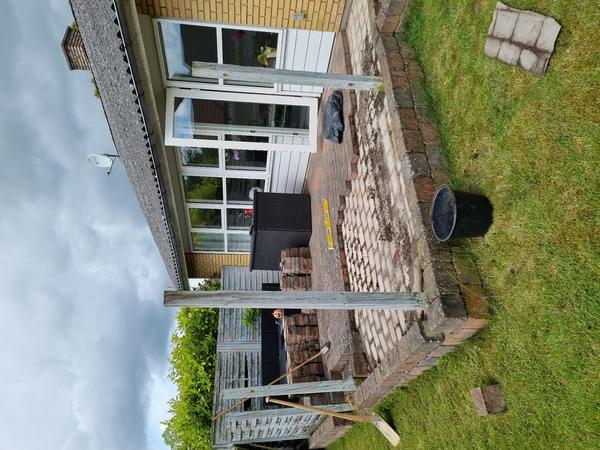 Etablering af træterrasse og hegn