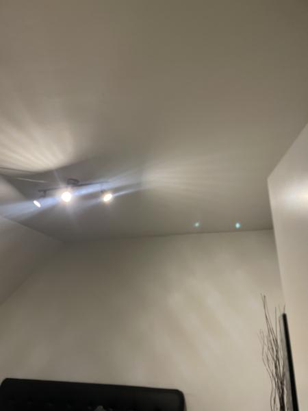 Opsætning af troldtekt loft med spot