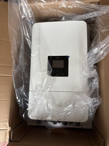 Installation af Deye hybrid inverter og batteri