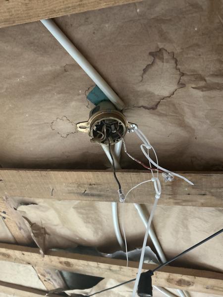 Trække nye el-ledninger i loft