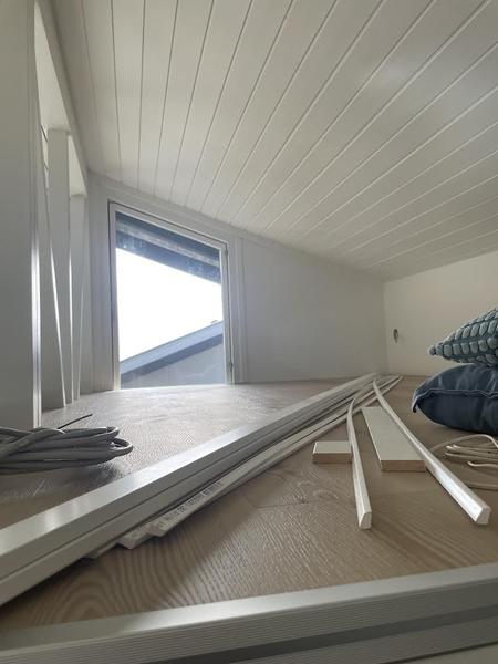 Byg af hems i sommerhus