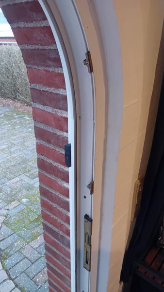 Ændring af dørhul fra rundbue til lige
