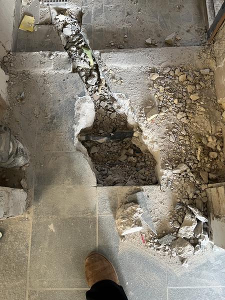 Pudse vægge, vådrumsmembran og fliser