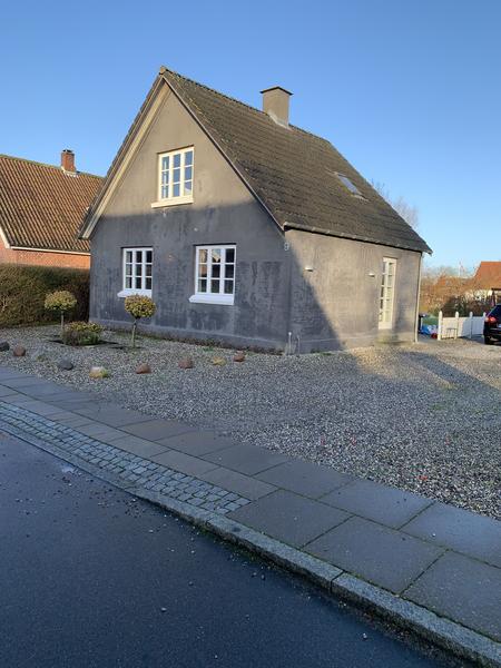 Facademaling og træbeskyttelse af hus
