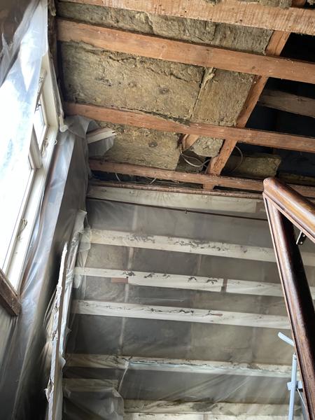 Udskiftning af vinduer, isolering, nyt el m.m