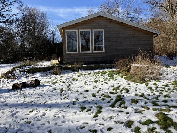 Nedrivning af sommerhus m. asbestholdigt materiale