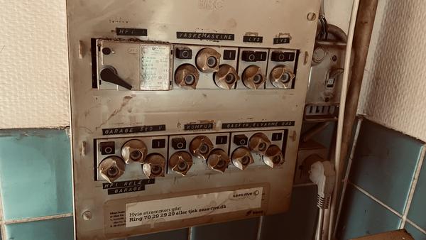 Udskiftning af defekt 40 amp hpfi relæ