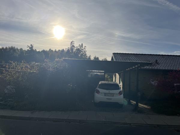 Ny carport med indbygget skur