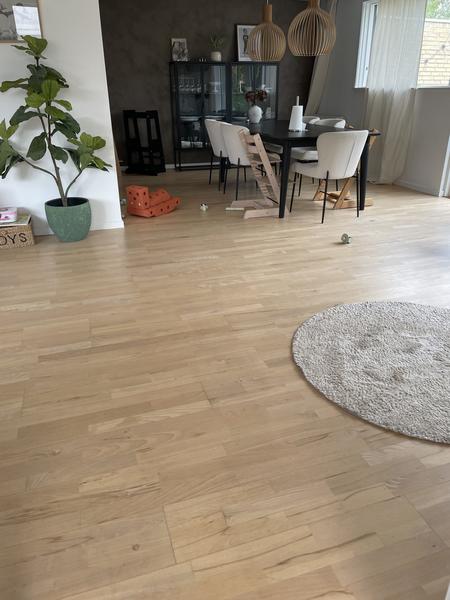 Udskiftning af gulve og etablering af gulvvarme