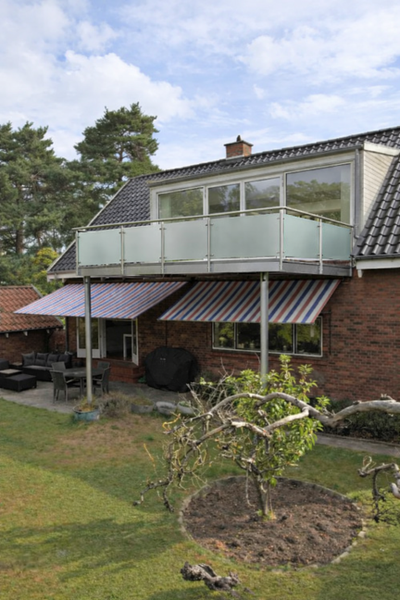 Etablering af altan på stolper