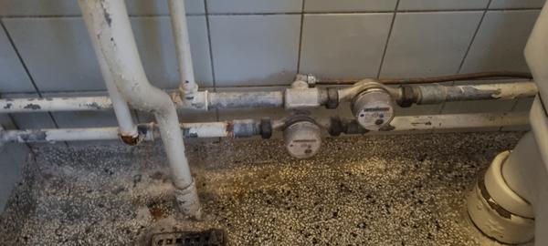 Skjulte vandrør og vandmålere