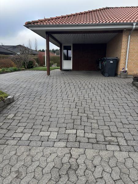 Omlægning af indkørsel