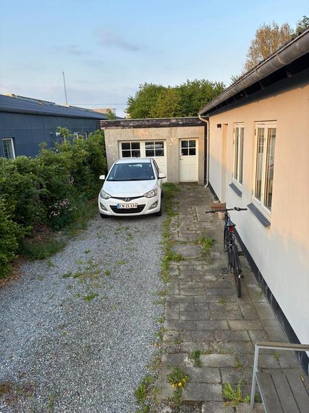 Lægning af fliser og granitskærver