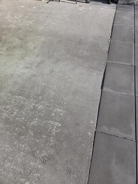 Epoxygulv i garage & spartling/maling af vægge