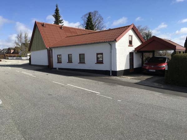 Netpudsning af facade