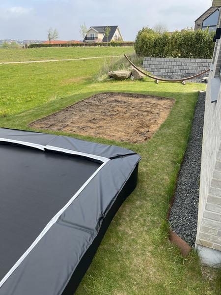 Udgravning til trampolin