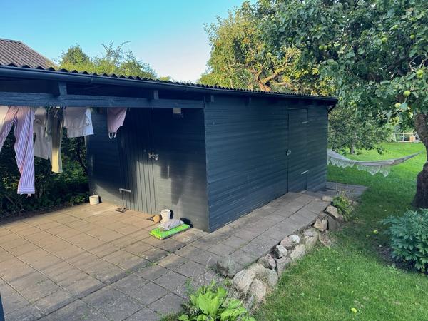 Nedrivning og opførsel af skur