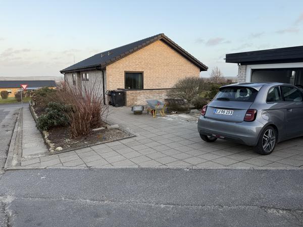 Udskiftning og nivellering af fliser