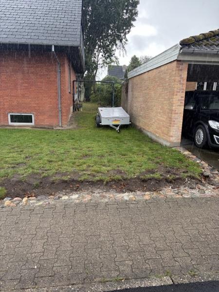 Etablering af indkørsel med græsarmering