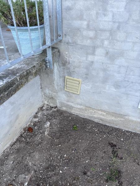 Etablering af indkørsel og sti med beton fliser