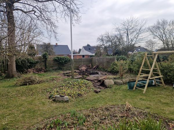 Udgravning og jævning af græsplæne