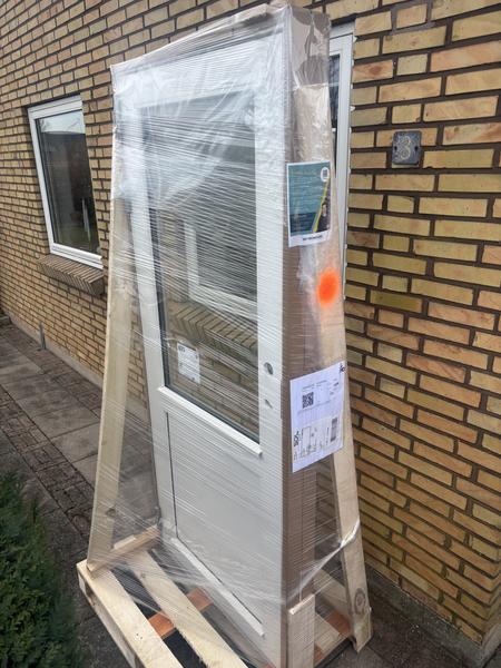 Udskiftning af hoveddør