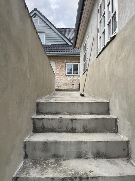 Netpudsning, filsning og maling af facade