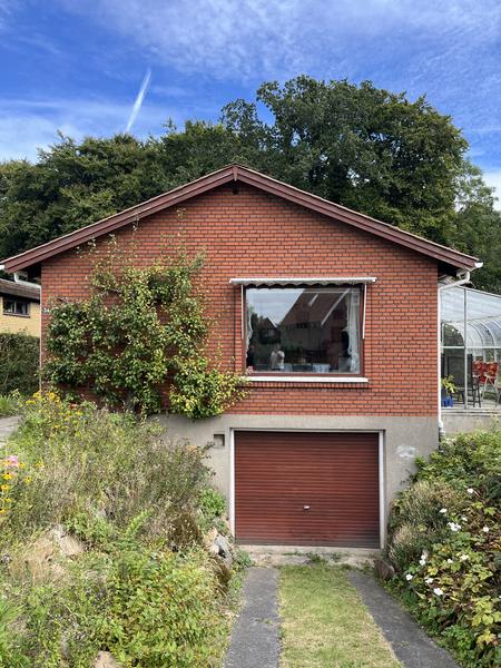 Opmuring af garageport og støbning af bundplade