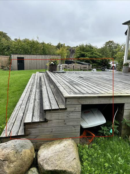 Installation af dobbelt swimspa i træterrasse