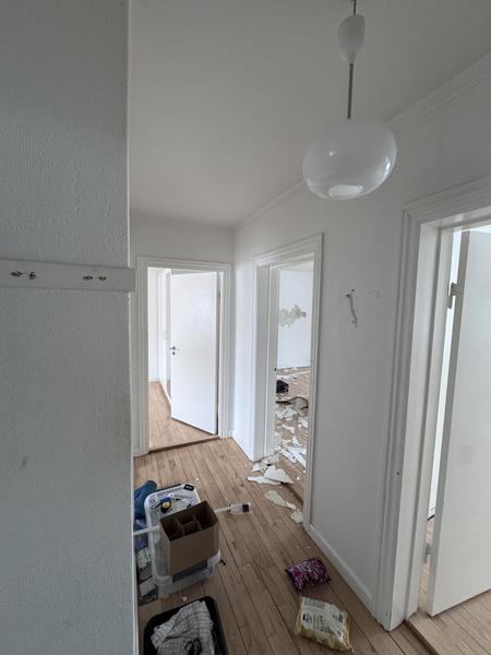 Filt og maling af vægge og loft