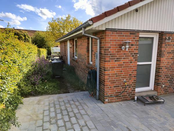 Maling af gavle, vinduer og carport