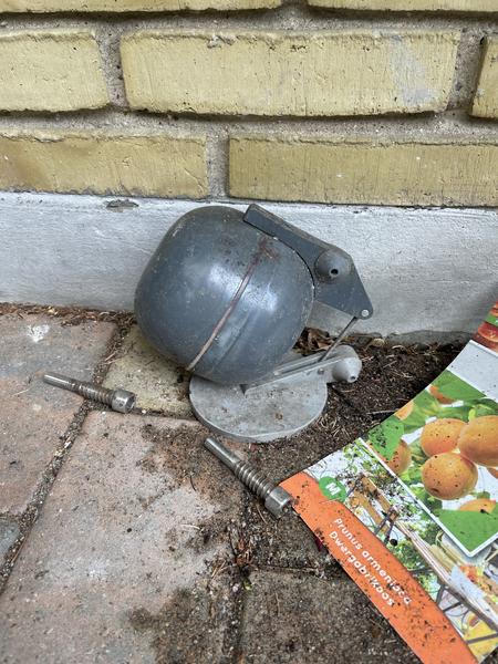 Udskiftning af højvandslukke i brønd