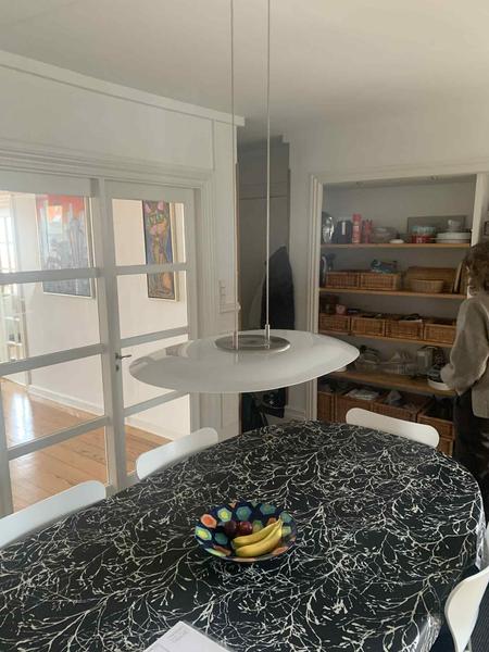 Spartling og filt på vægge