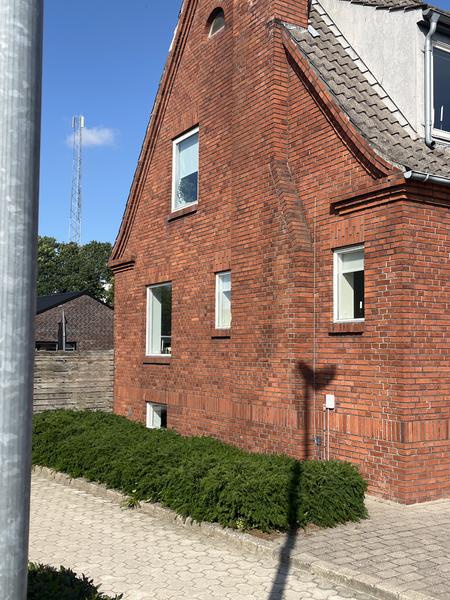 Reparation af murværk på gavl