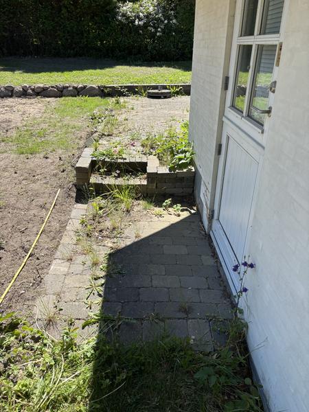 Lægning af fliser til terrasse