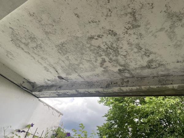 Reparation af betonfald på altan og facade