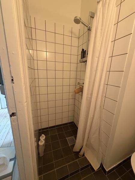 Totalrenovering af badeværelse