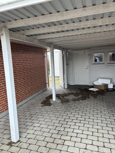 Maling af carport m.m