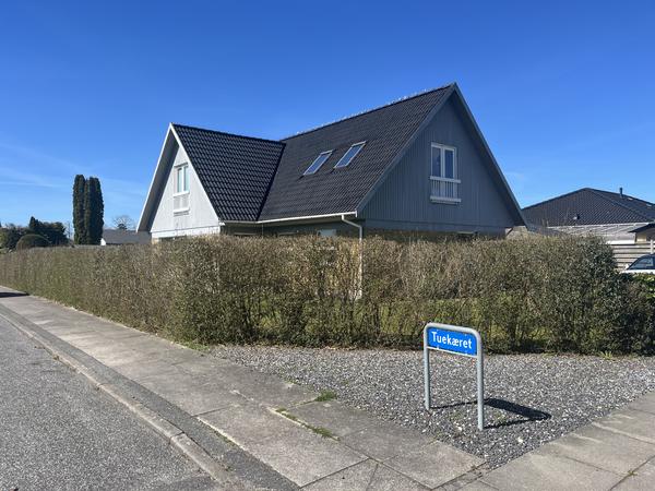 Maling af gavle og træværk