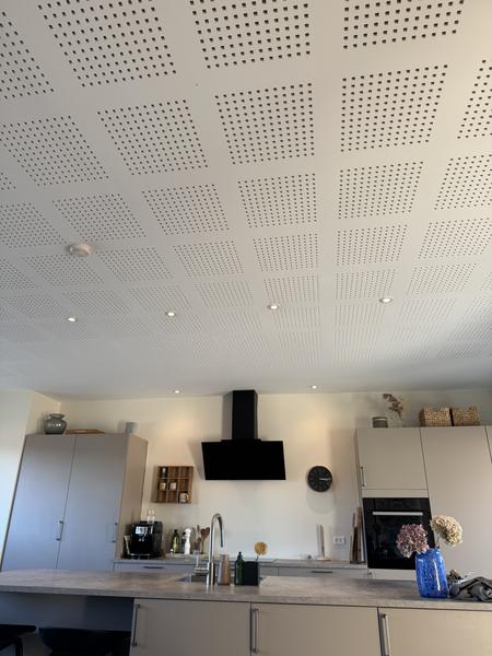 Installation af spots i køkkenalrum