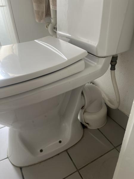 Montering af nyt toilet