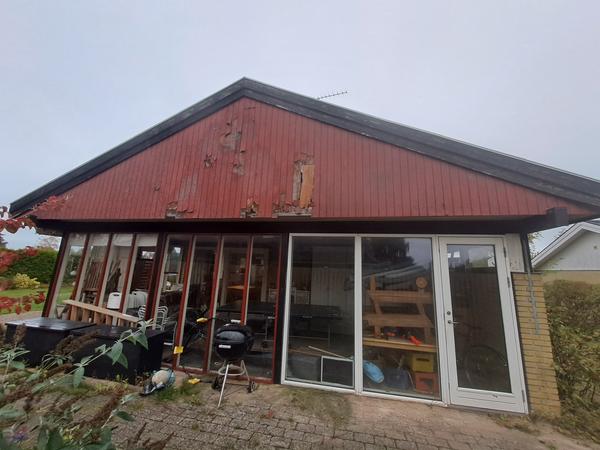 Opførelse og maling af gavl