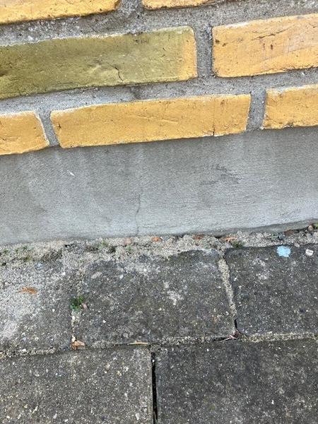 Reparation af revner i sokkel